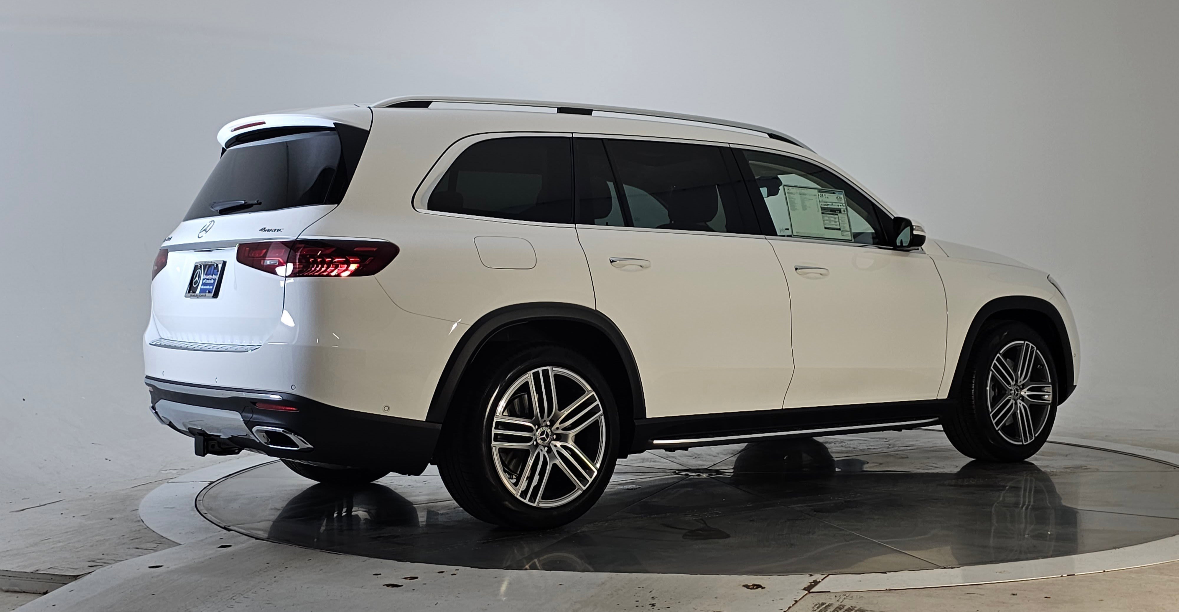 New 2026 Mercedes-Benz GLS 450 4MATIC video 2