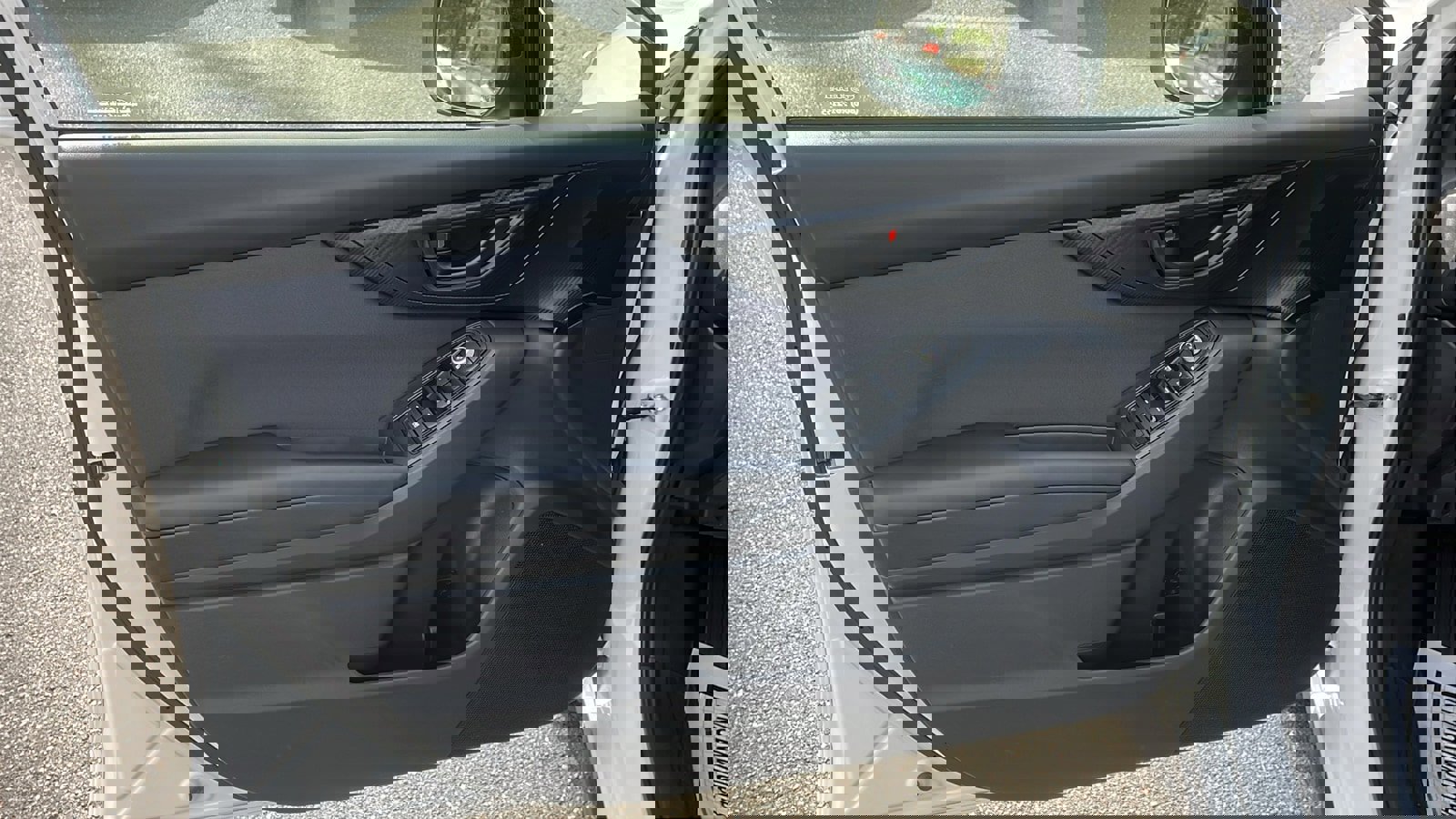 Used 2022 Subaru Crosstrek 2.0i Premium w/ Moonroof Package image 10