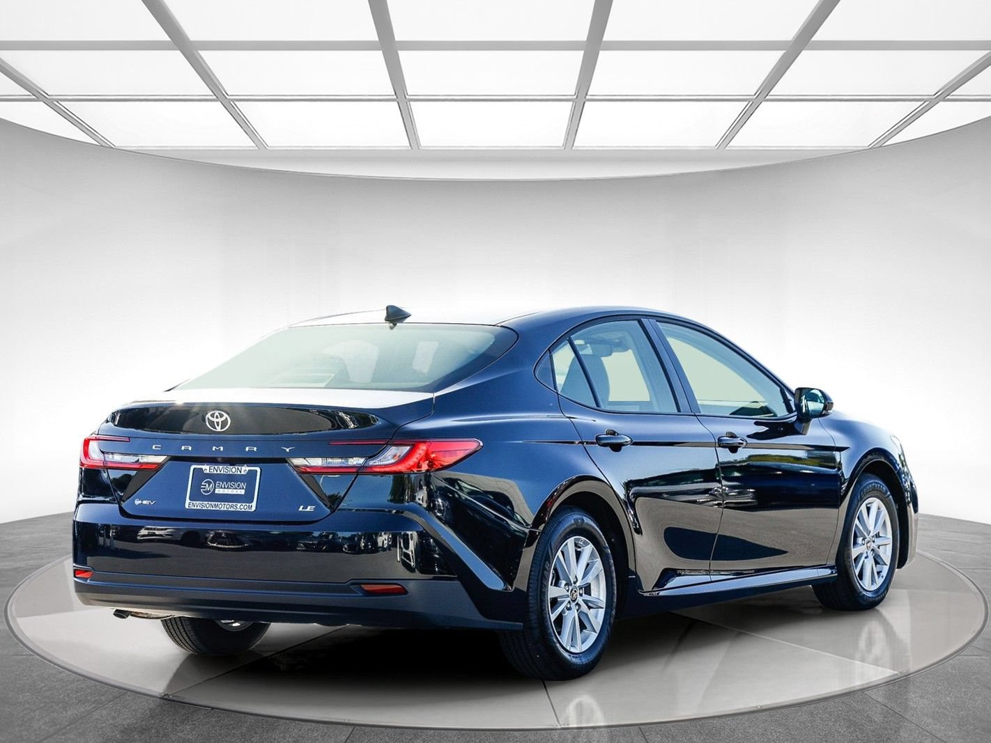 Used 2026 Toyota Camry LE w/ Convenience Package FWD image 4