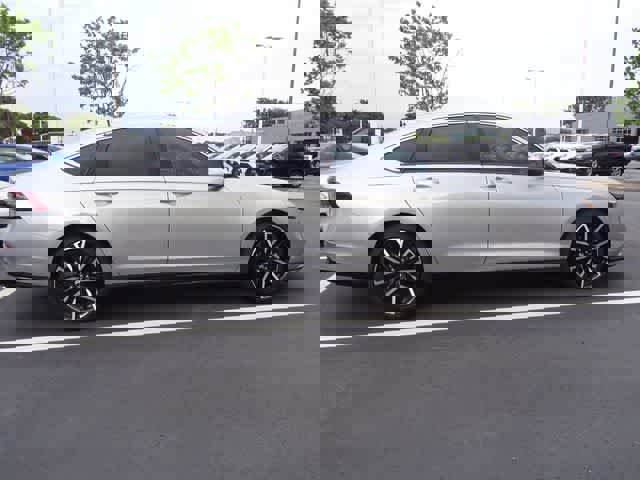 Used 2025 Honda Accord Touring image 6