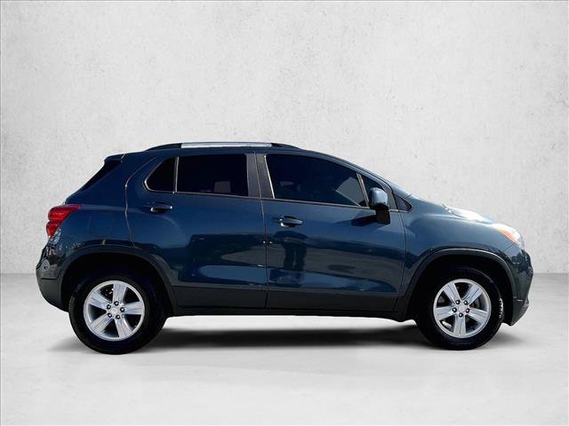 Used 2021 Chevrolet Trax LT w/ Driver Confidence Package FWD image 5