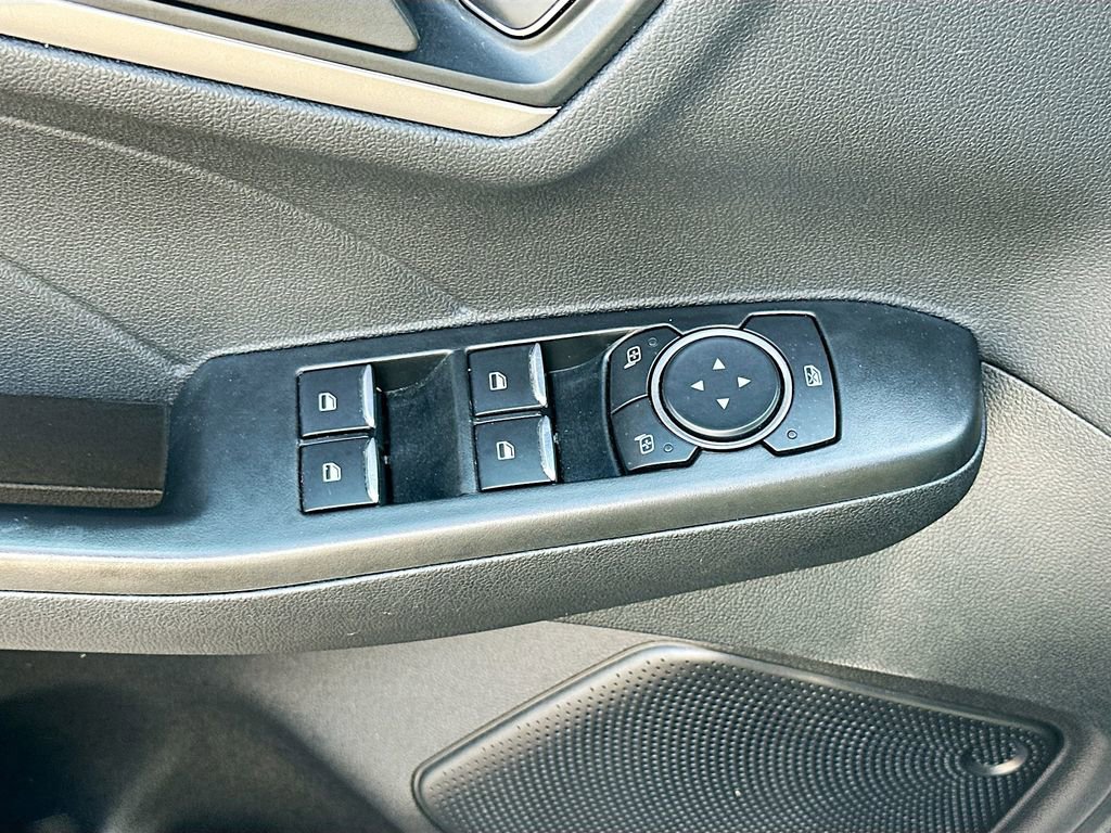 Used 2022 Ford Escape SE image 23