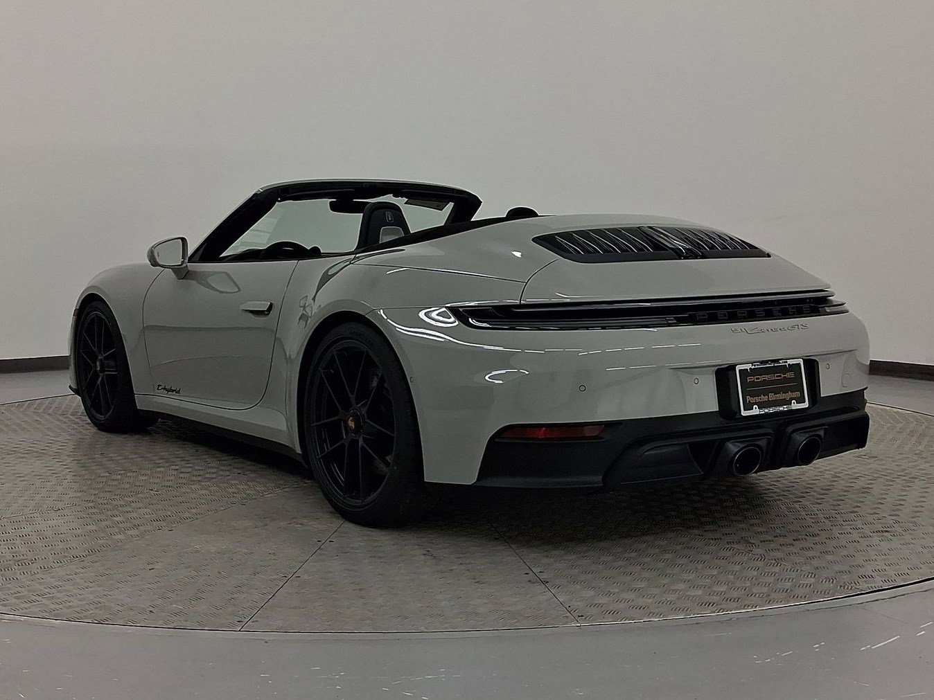 New 2026 Porsche 911 Carrera GTS image 3