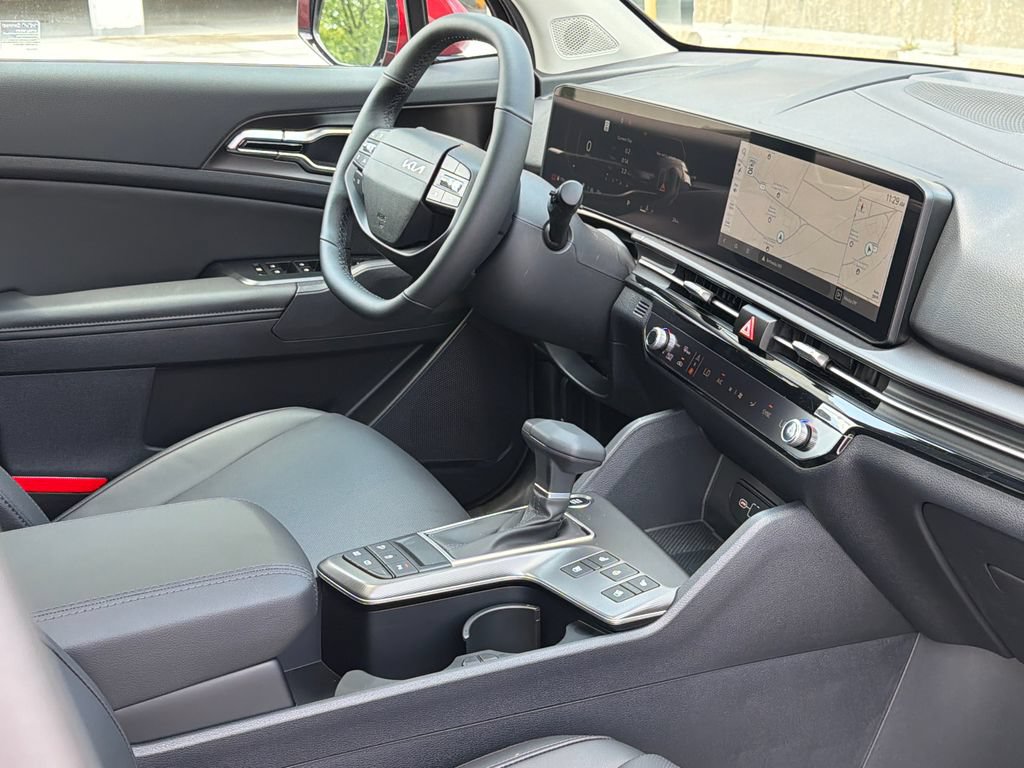 New 2026 Kia Sportage SX FWD image 13