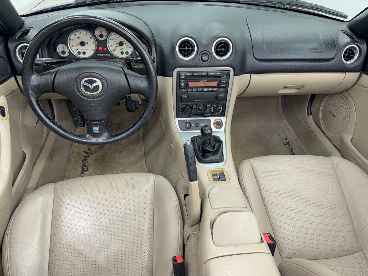 Used 2003 MAZDA MX-5 Miata LS RWD image 17