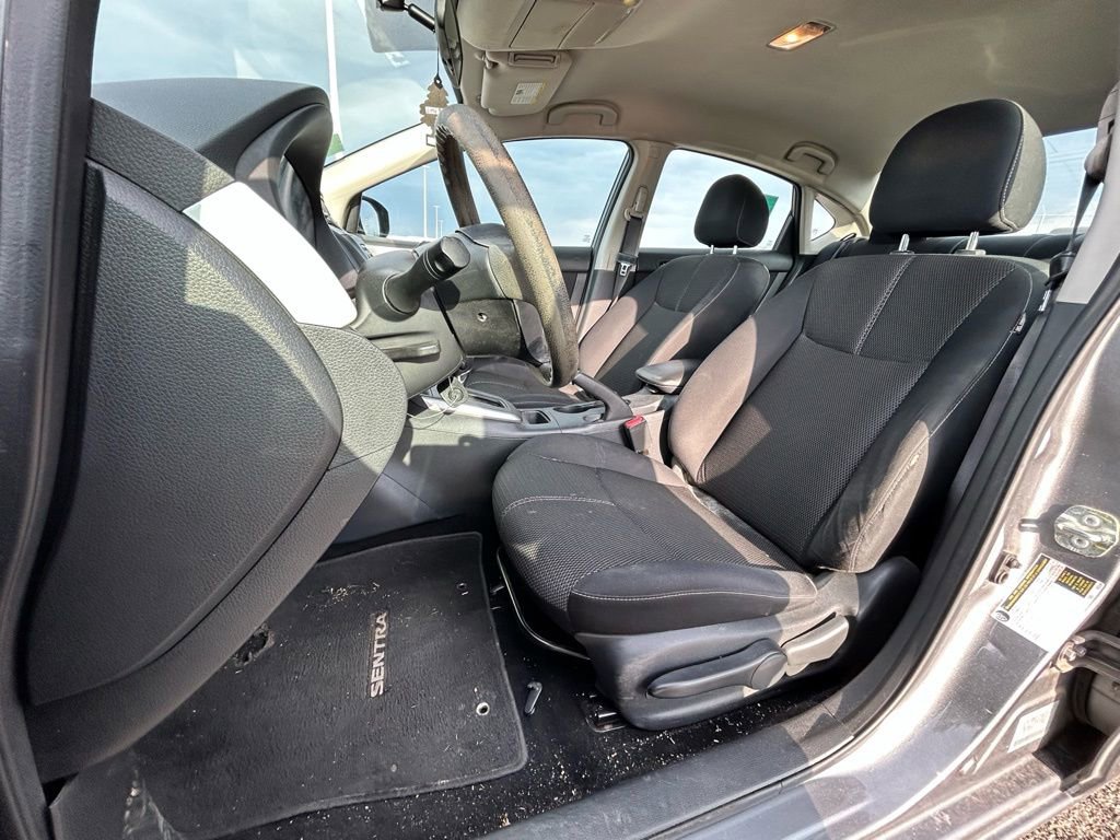 Used 2017 Nissan Sentra S image 11