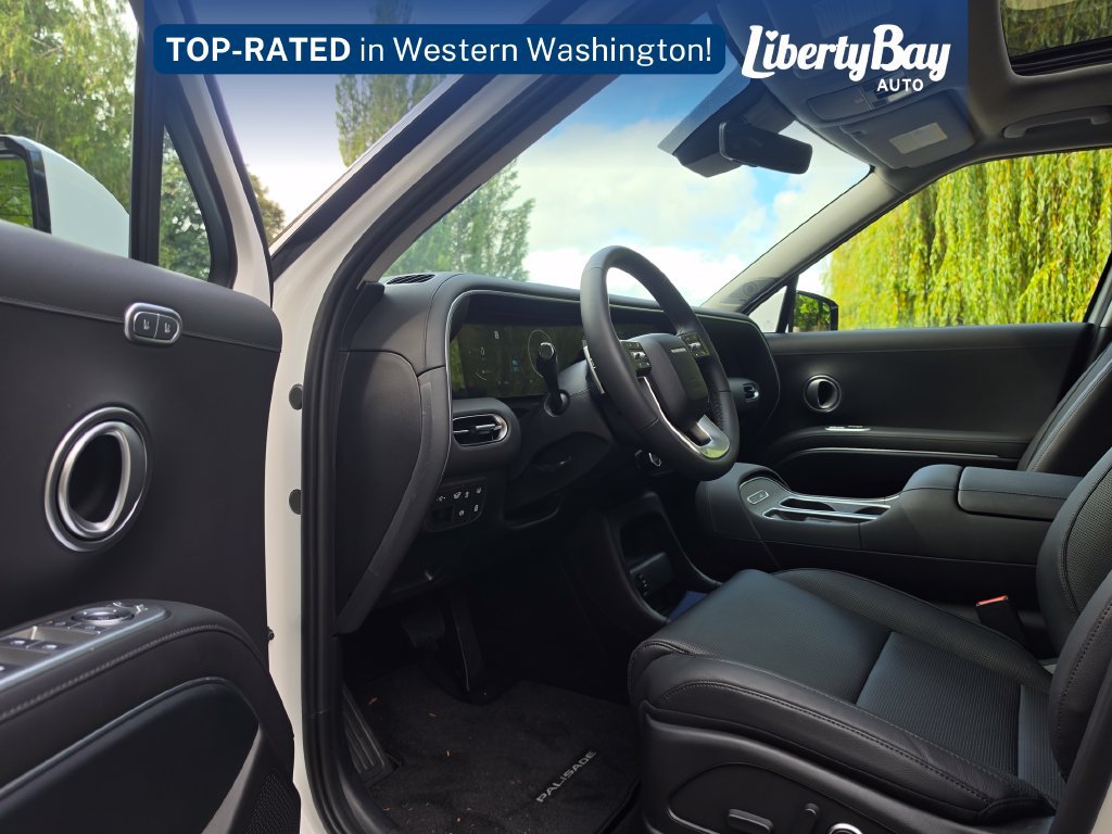 Used 2026 Hyundai Palisade Limited AWD/4WD image 11