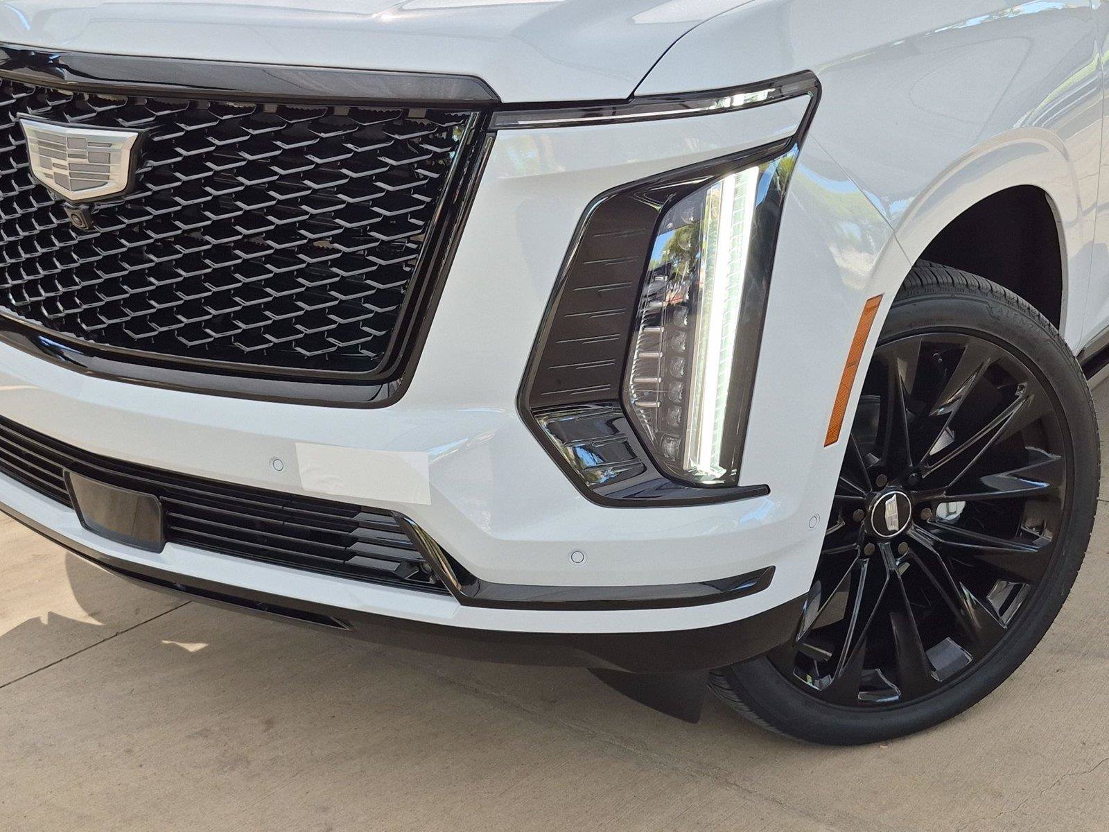 New 2027 Cadillac Escalade ESV Platinum Sport w/ LPO, ONYX Package AWD/4WD image 7
