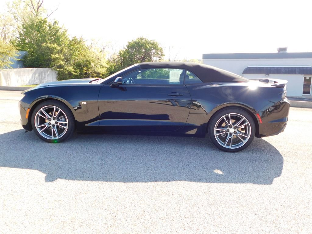 Used 2024 Chevrolet Camaro LT w/ RS Package RWD image 6