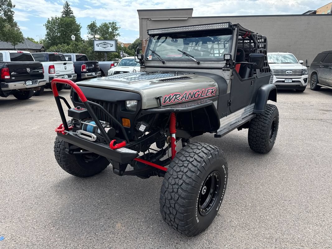Used 1989 Jeep Wrangler Sahara AWD/4WD image 3