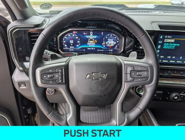 Used 2025 Chevrolet Silverado 1500 LT Trail Boss w/ LPO, Dark Essentials Package AWD/4WD image 14