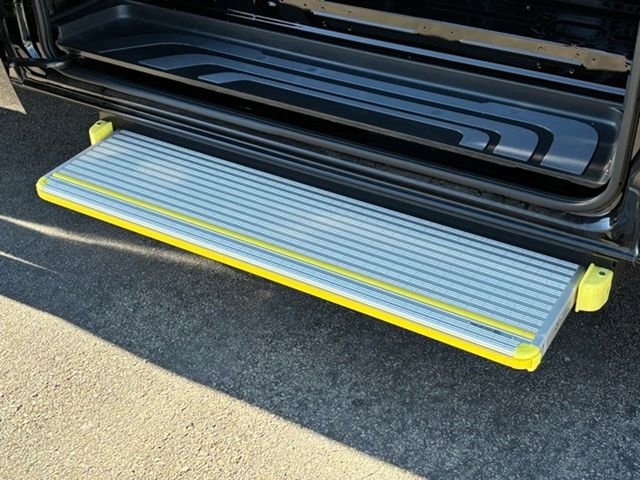 Used 2024 Mercedes-Benz Sprinter 3500 image 19