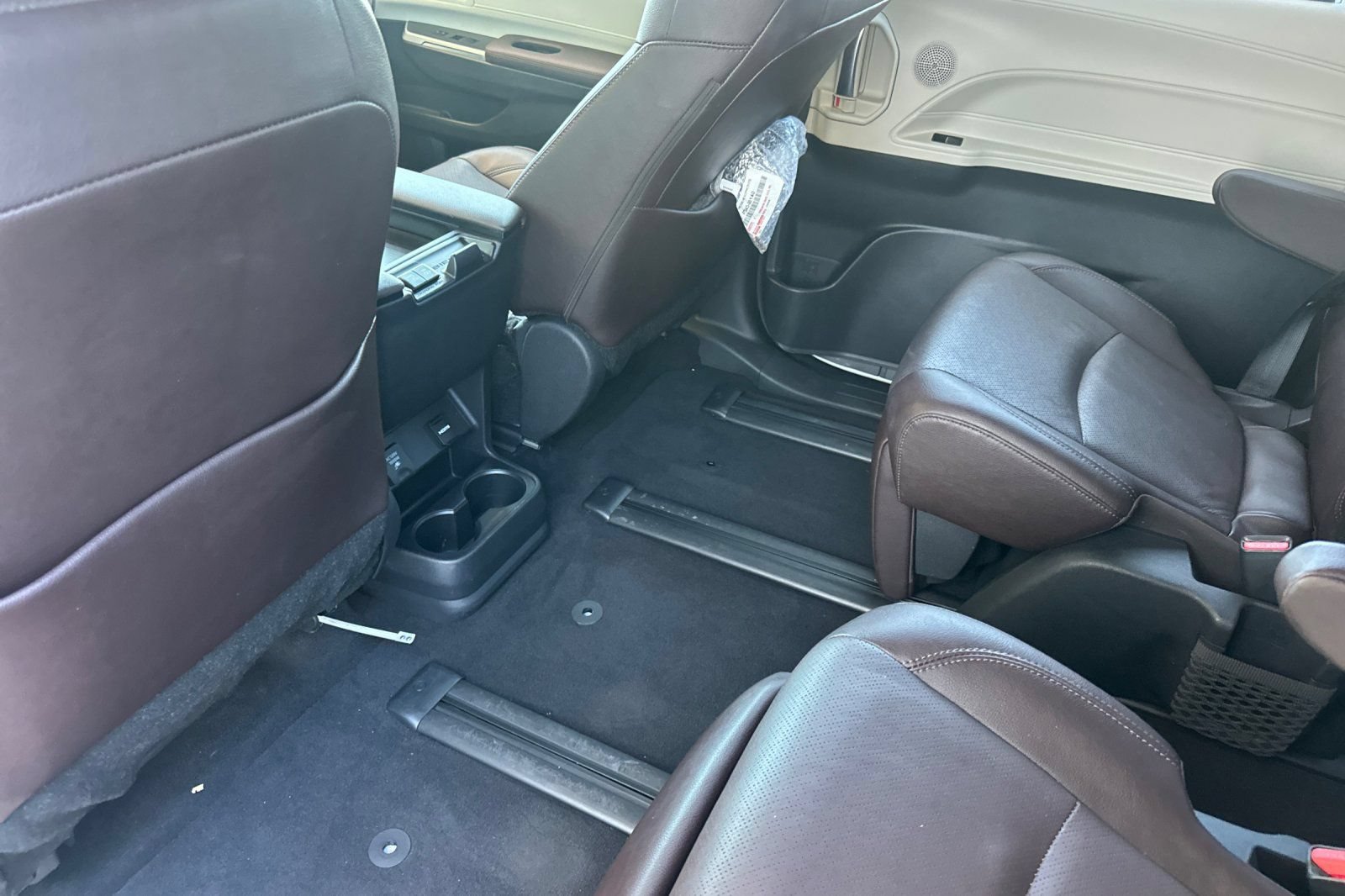 Certified 2023 Toyota Sienna Platinum FWD image 15
