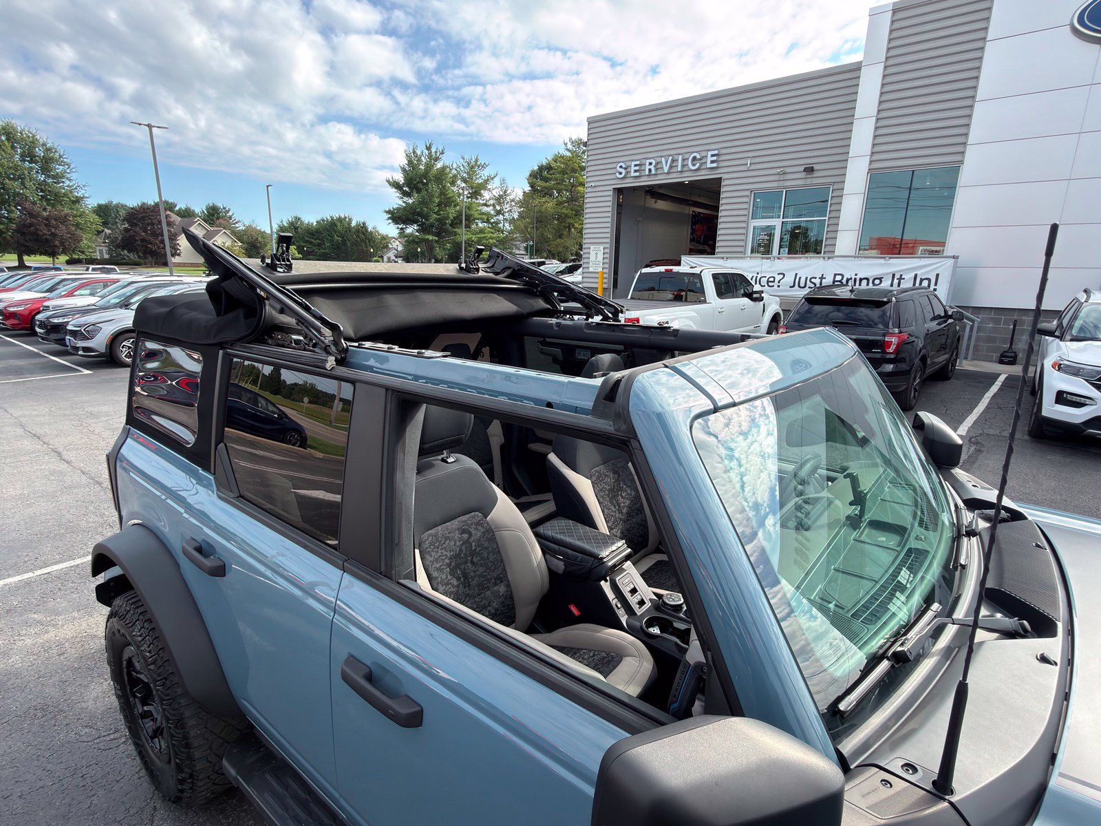 Used 2022 Ford Bronco Wildtrak AWD/4WD image 17