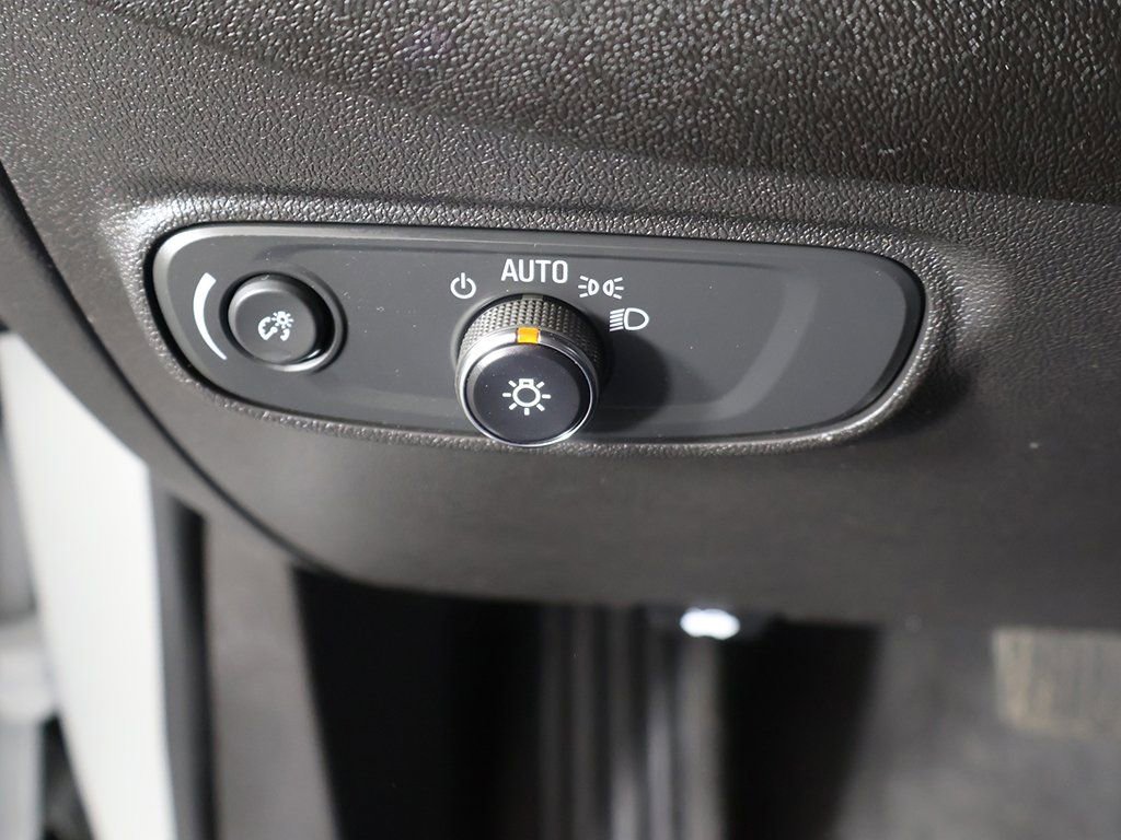 Used 2024 Chevrolet Equinox LT w/ LPO, Floor Liner Package image 32