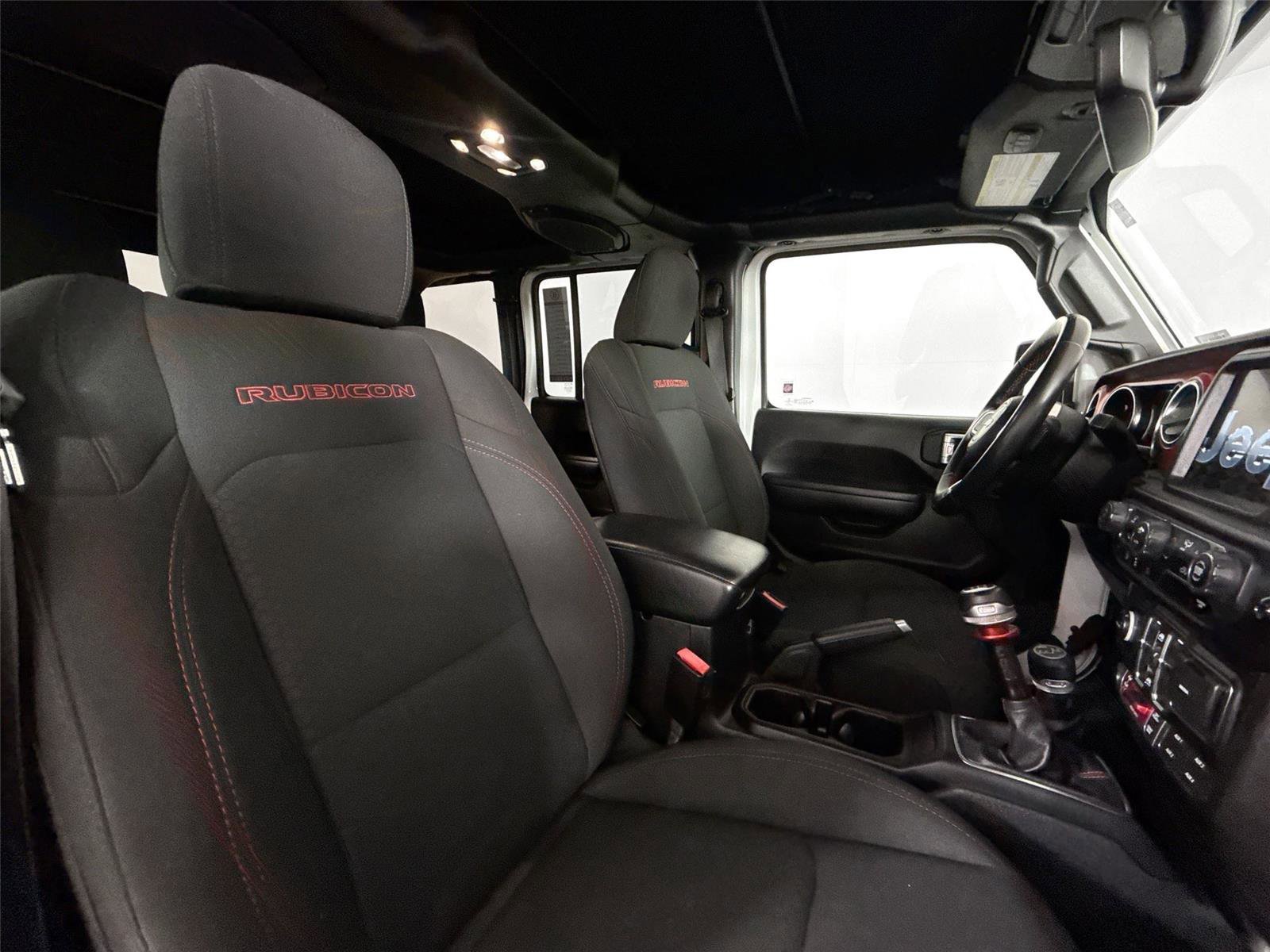 Used 2021 Jeep Wrangler Unlimited Rubicon AWD/4WD image 39