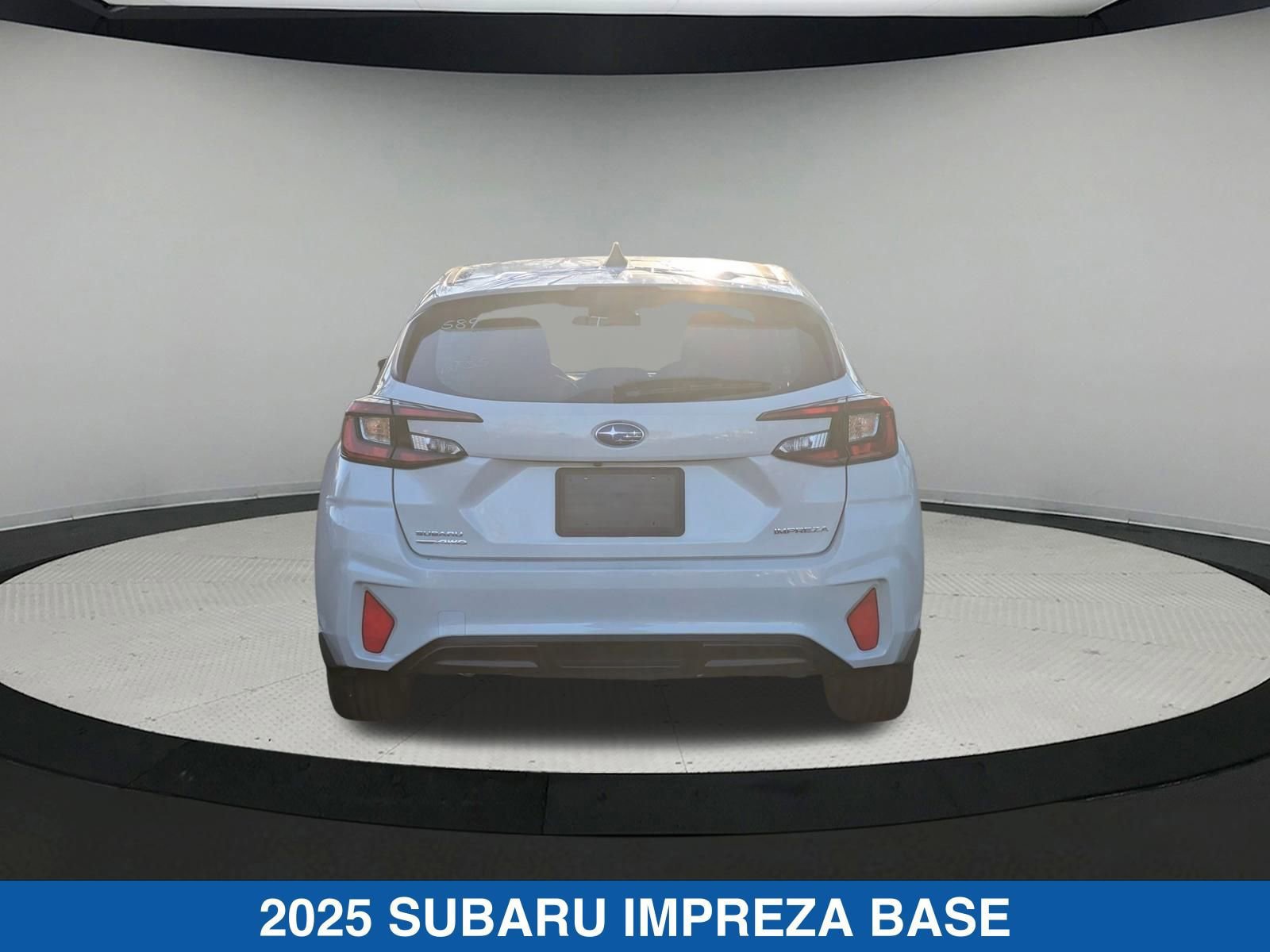Certified 2025 Subaru Impreza 2.0i image 5