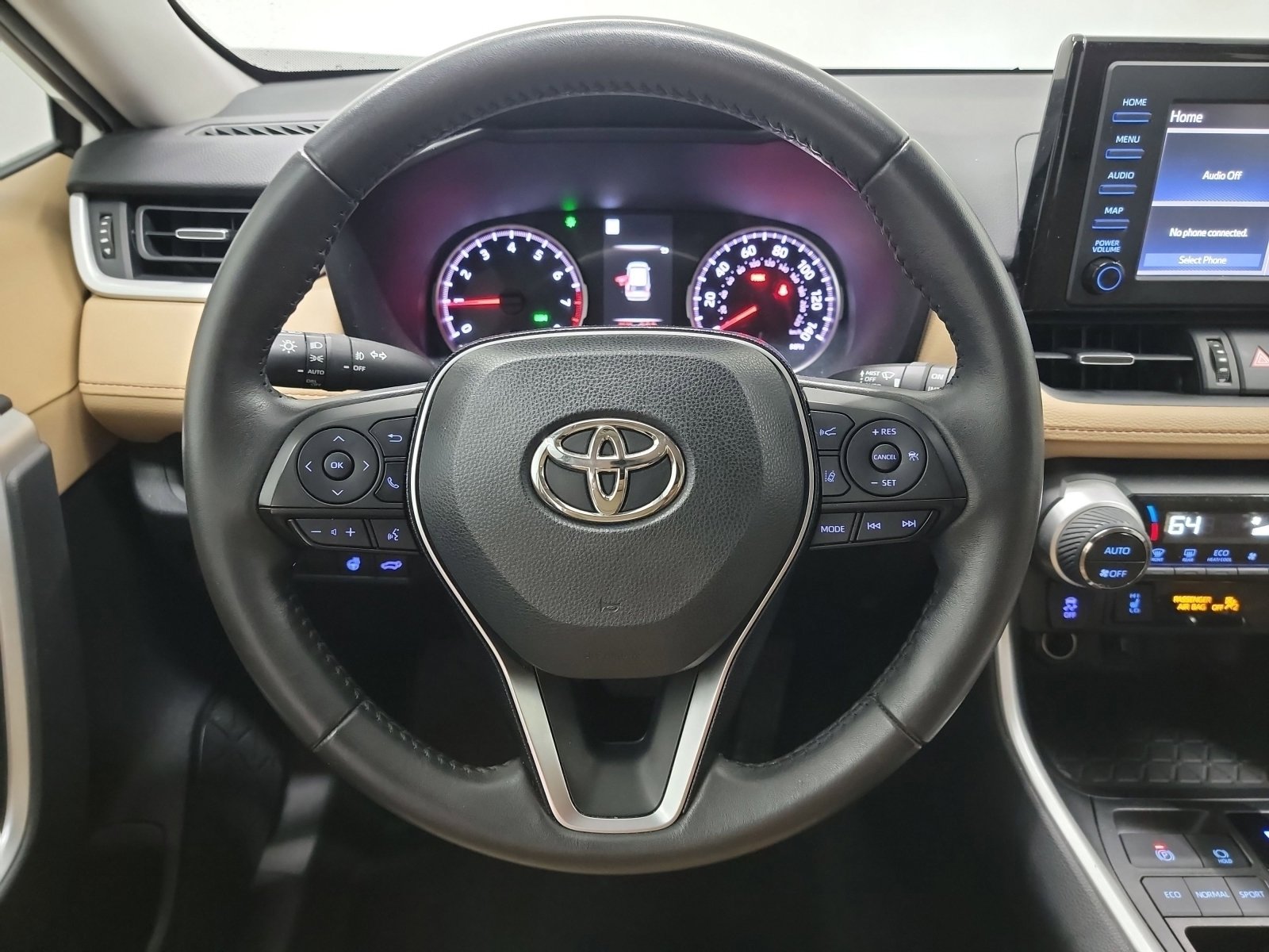 Used 2019 Toyota RAV4 XLE Premium w/ Cold Weather Package FWD image 17