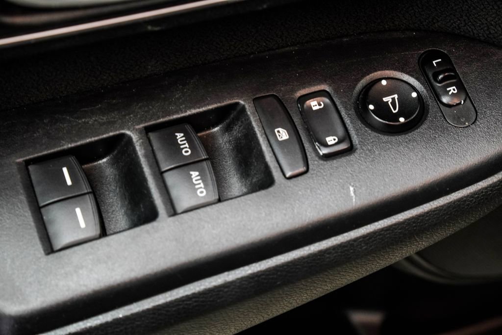 Used 2019 Honda CR-V EX image 41