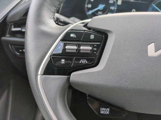 Used 2023 Kia Niro Wind w/ Wind Preserve Package FWD image 17