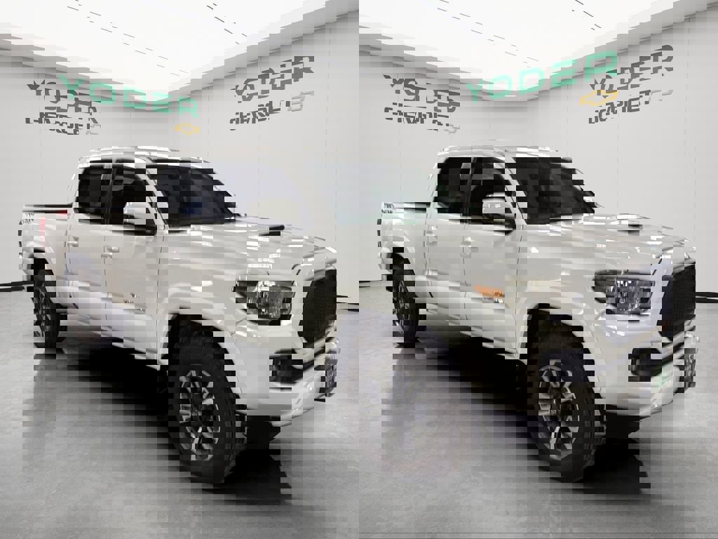 Used 2017 Toyota Tacoma TRD Sport w/ Tow Package image 55