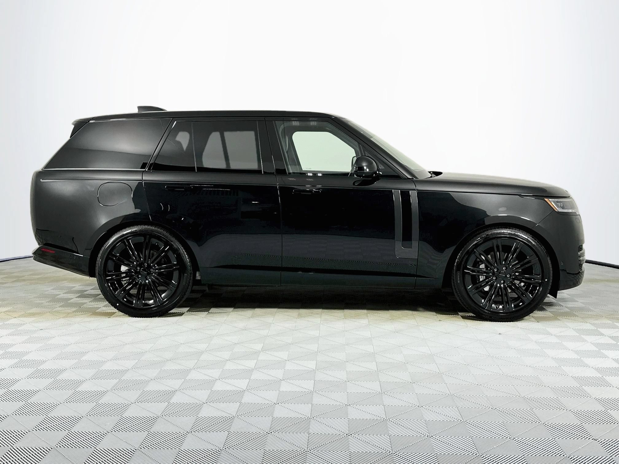 New 2026 Land Rover Range Rover SE AWD/4WD image 4