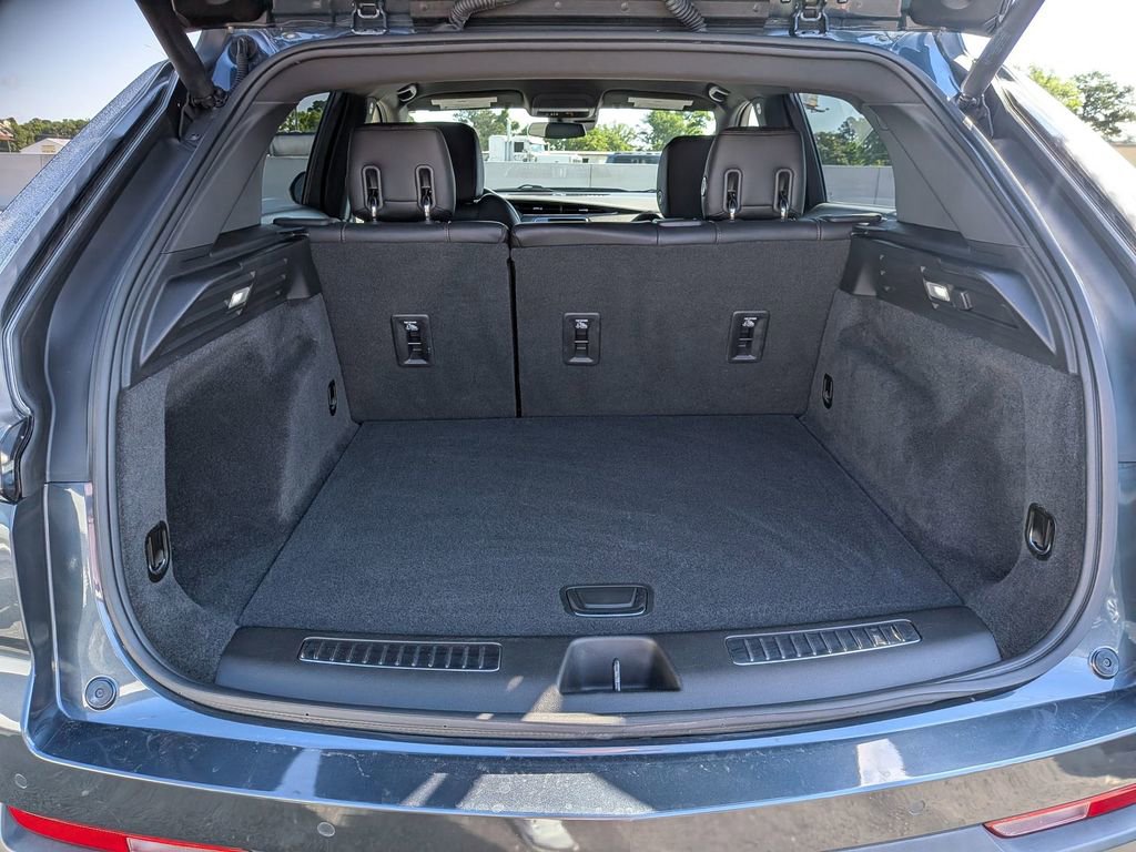 Used 2019 Cadillac XT4 Sport FWD image 22