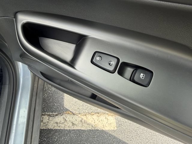 Used 2020 Hyundai Kona SEL Plus FWD image 32