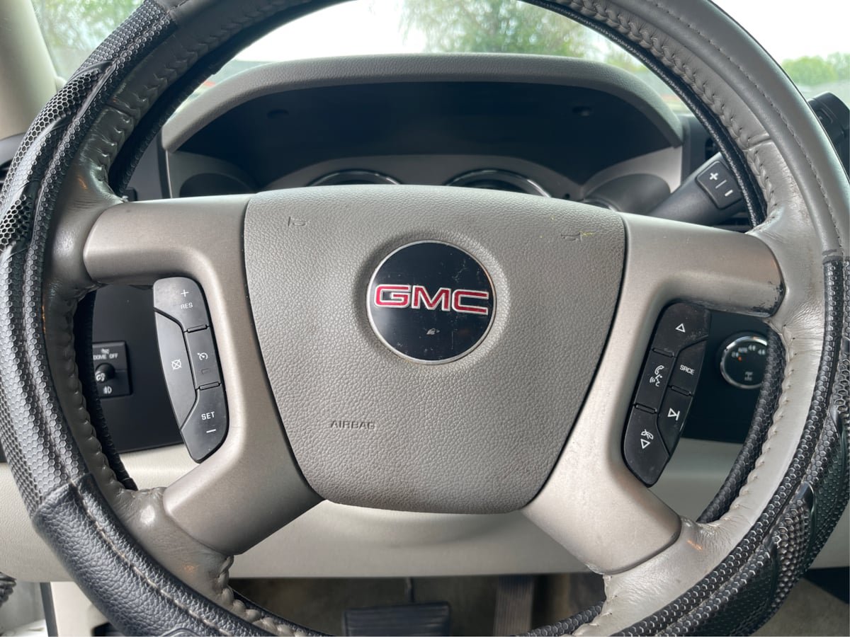 Used 2011 GMC Sierra 1500 SLE w/ Power Tech Package AWD/4WD image 14