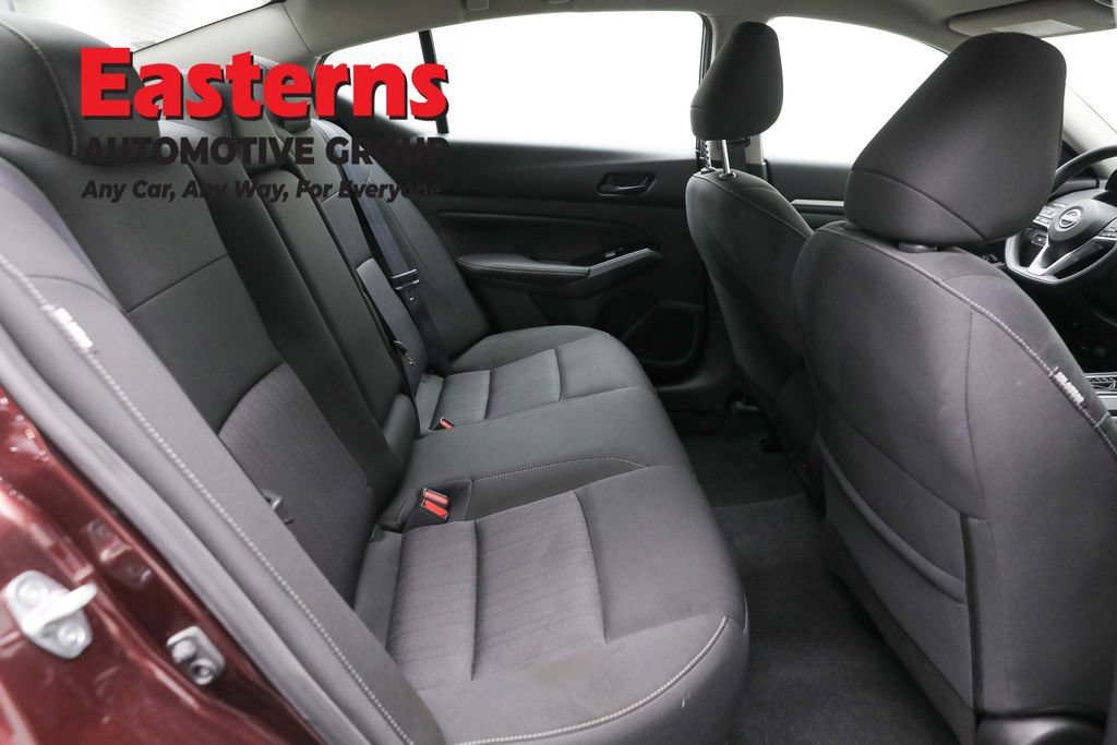Used 2023 Nissan Altima 2.5 SV FWD image 23