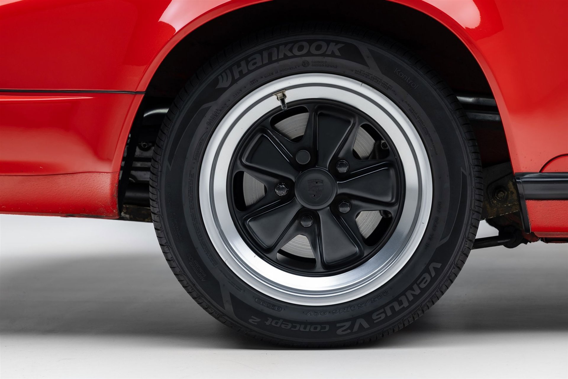 Used 1987 Porsche 911 Carrera image 20