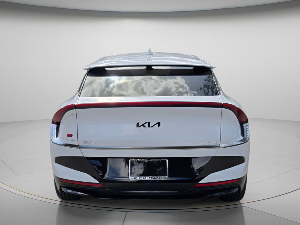 New 2026 Kia EV6 Wind RWD image 4