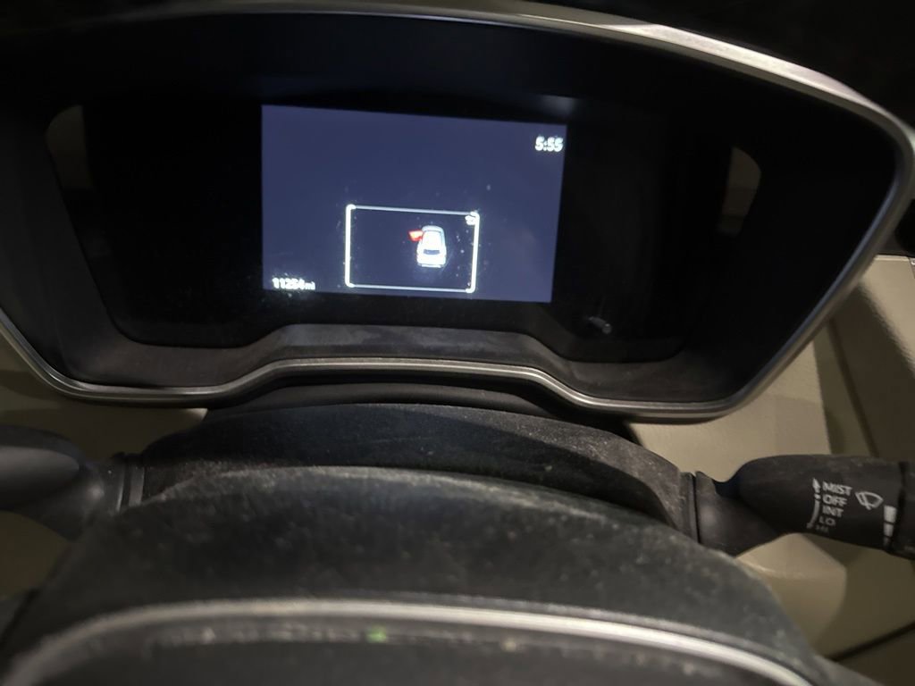 Used 2024 Toyota Corolla Cross XLE image 18