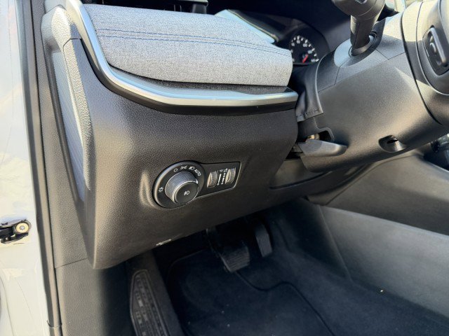 Used 2024 Jeep Compass Latitude AWD/4WD image 15