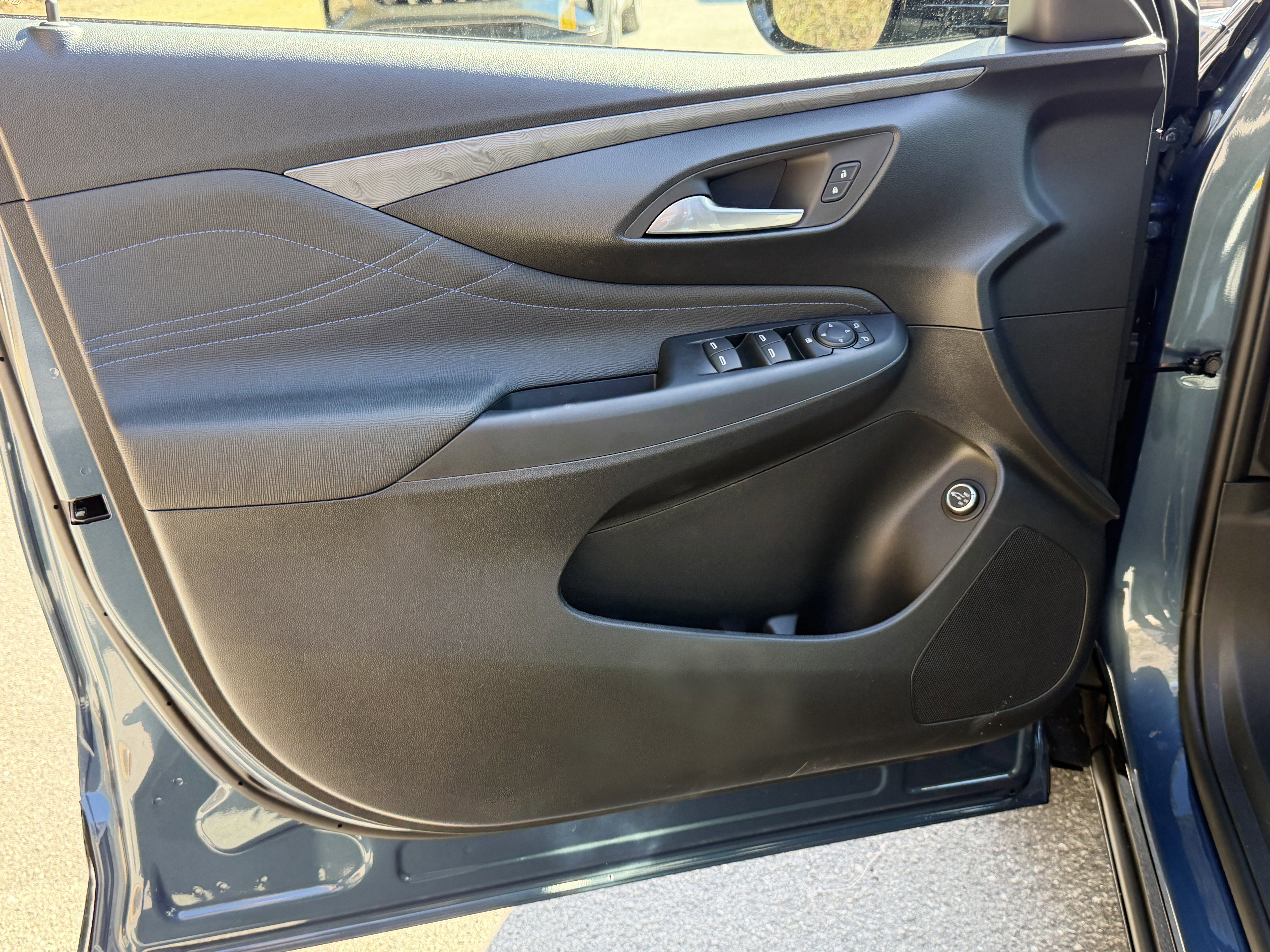 New 2026 Buick Envista Sport Touring w/ Convenience I Package image 10