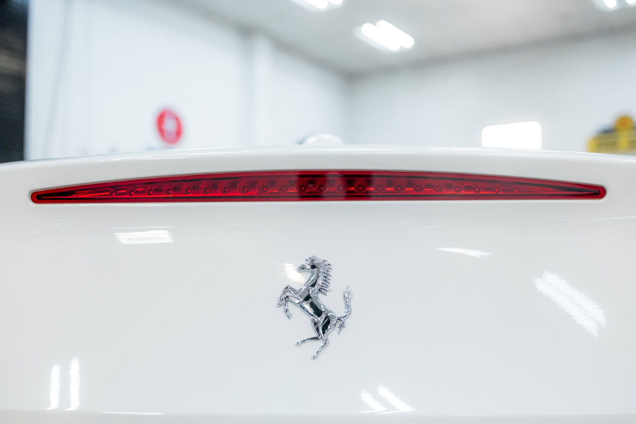 Used 2016 Ferrari California T image 29