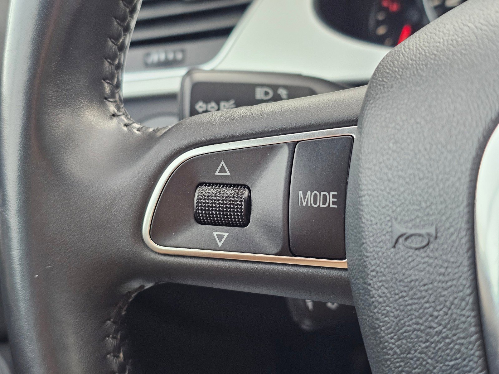 Used 2011 Audi A4 2.0T Premium Plus image 25