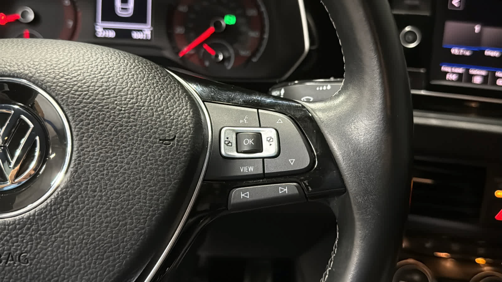 Used 2019 Volkswagen Jetta R-Line FWD image 13