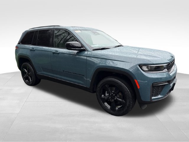 New 2026 Jeep Grand Cherokee Limited w/ Limited Altitude Package