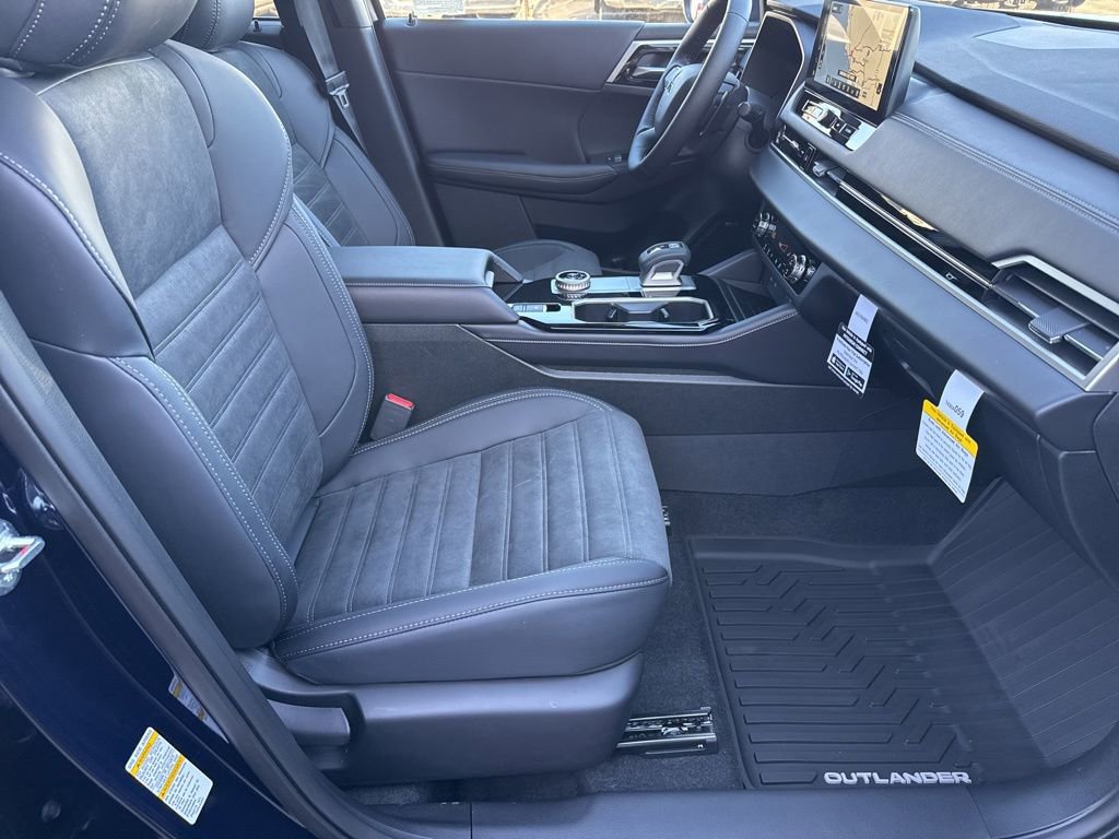 New 2026 Mitsubishi Outlander SE image 24