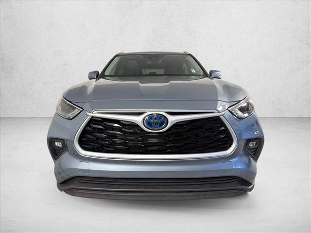 Used 2022 Toyota Highlander XLE FWD image 9