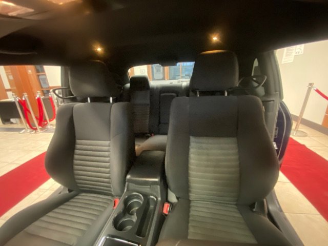 Used 2014 Dodge Challenger SXT image 17
