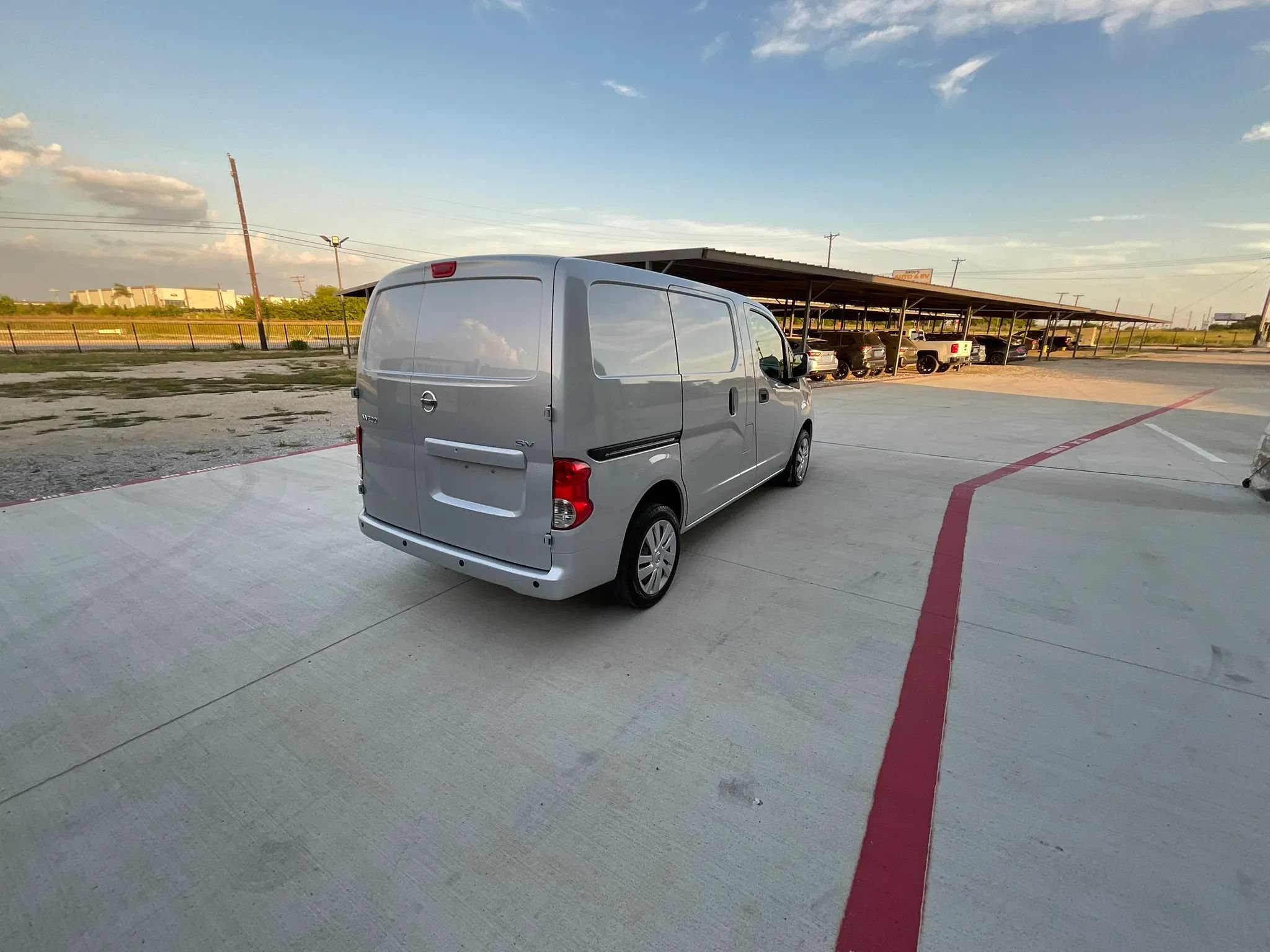 Used 2020 Nissan NV200 SV FWD image 16