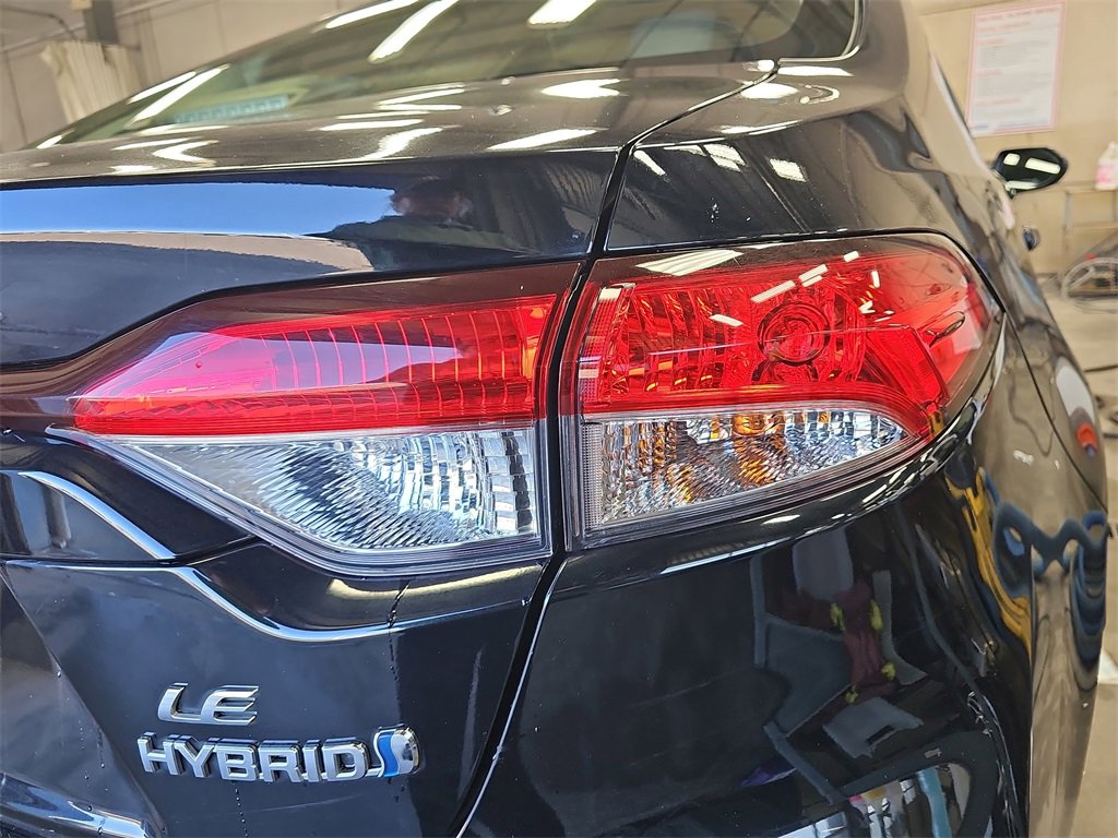 Used 2023 Toyota Corolla LE image 34