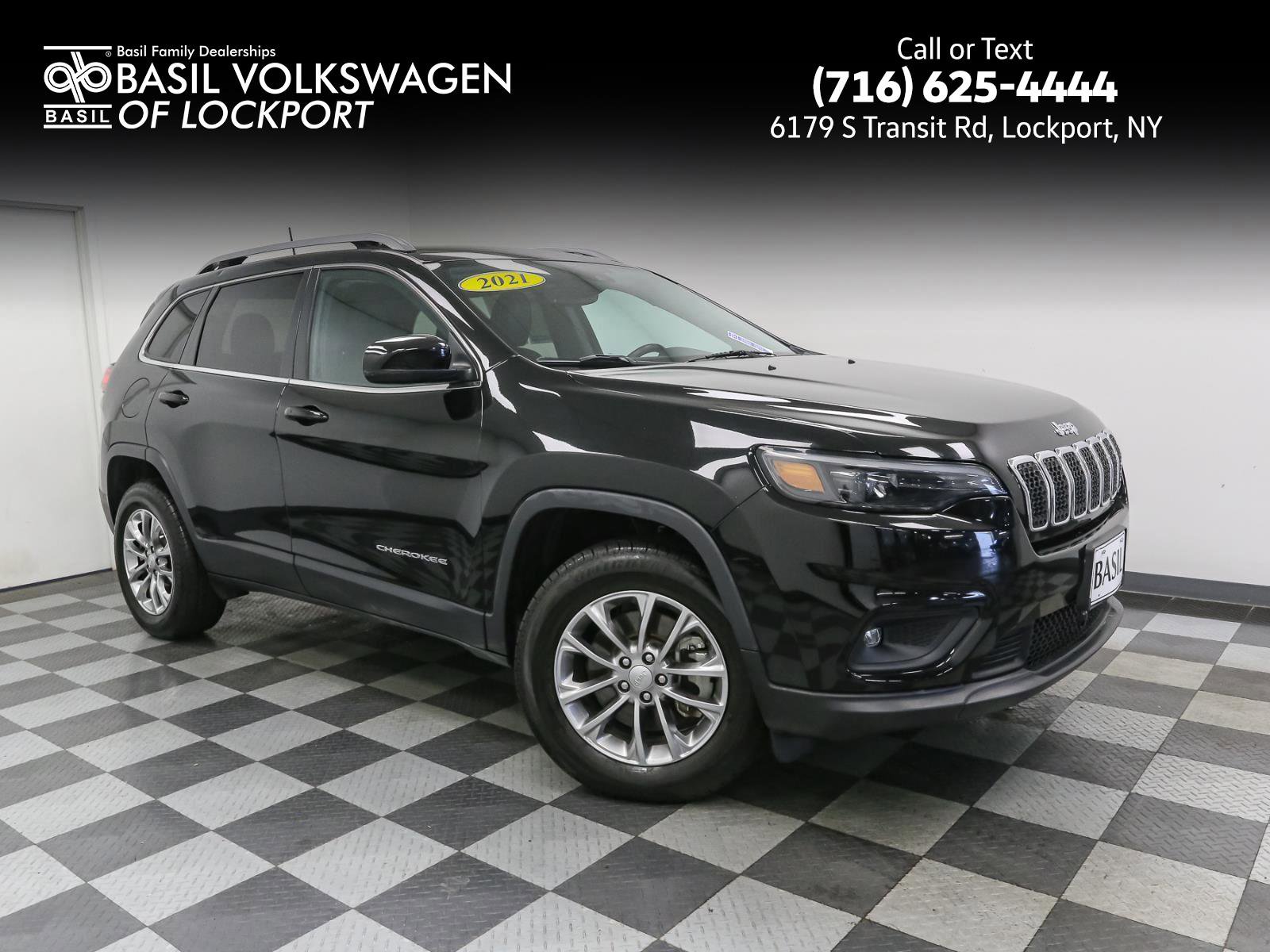 Used 2021 Jeep Cherokee Latitude Lux w/ Comfort/Convenience Group