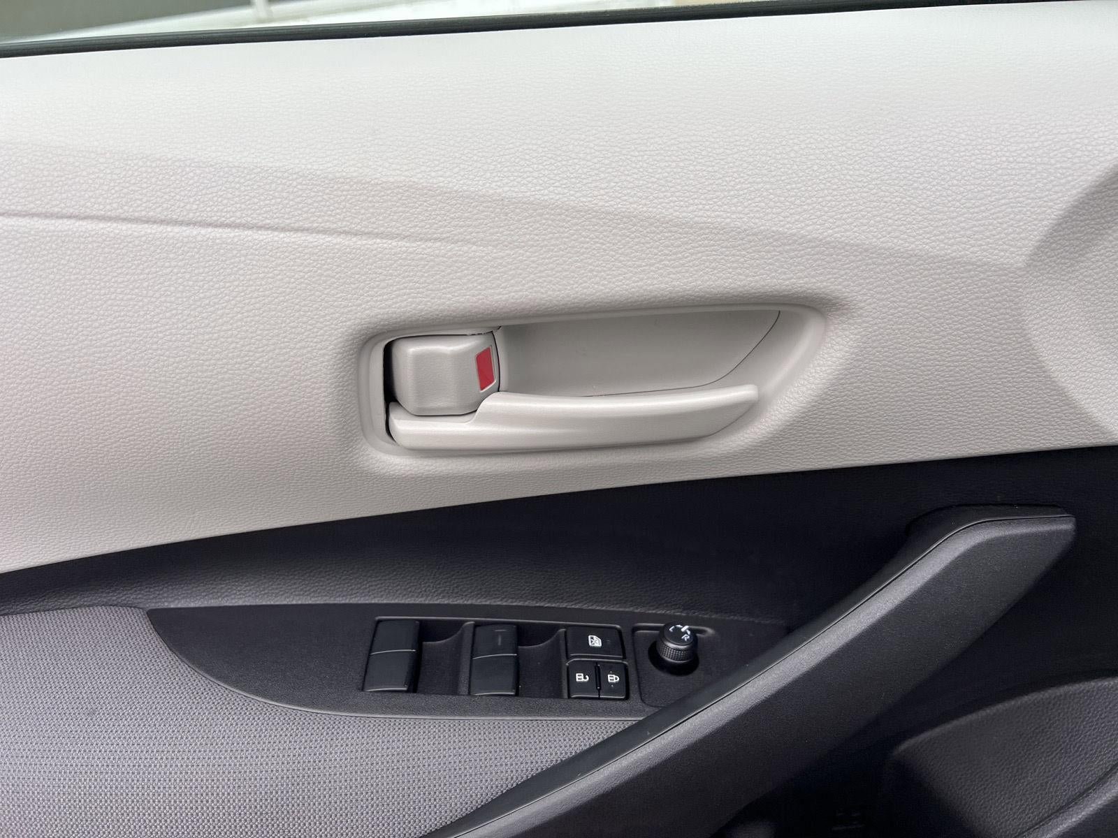 Used 2026 Toyota Corolla LE FWD image 14