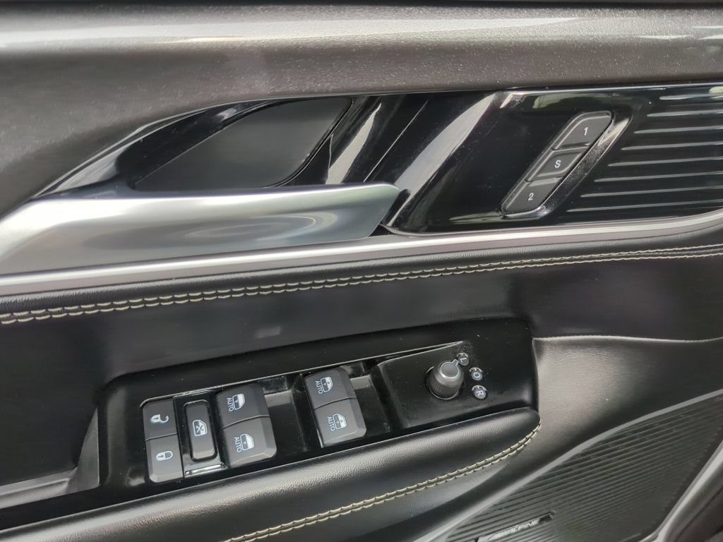 Used 2022 Jeep Wagoneer Series I w/ Premium Group I AWD/4WD image 42