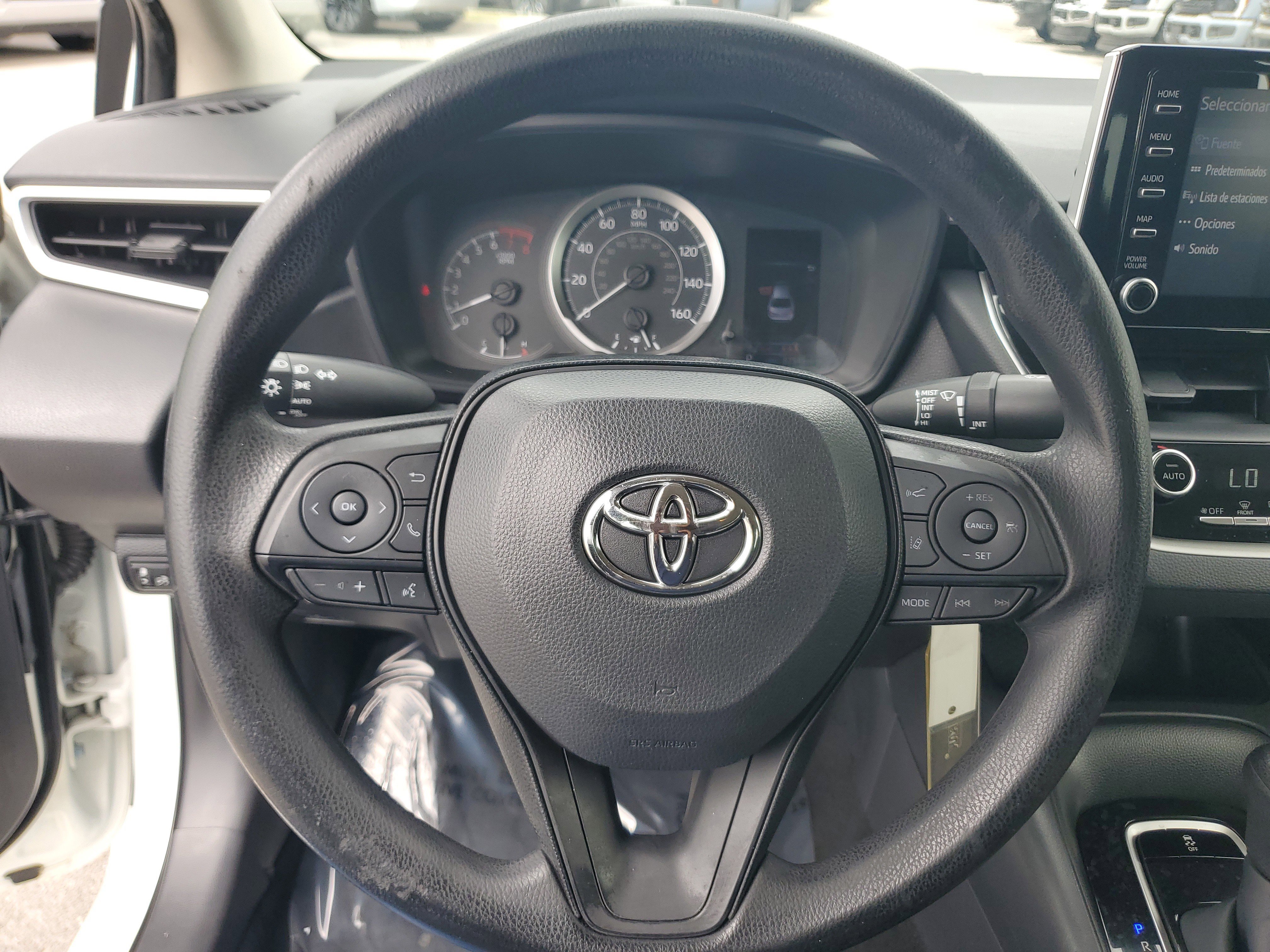 Used 2020 Toyota Corolla LE image 24