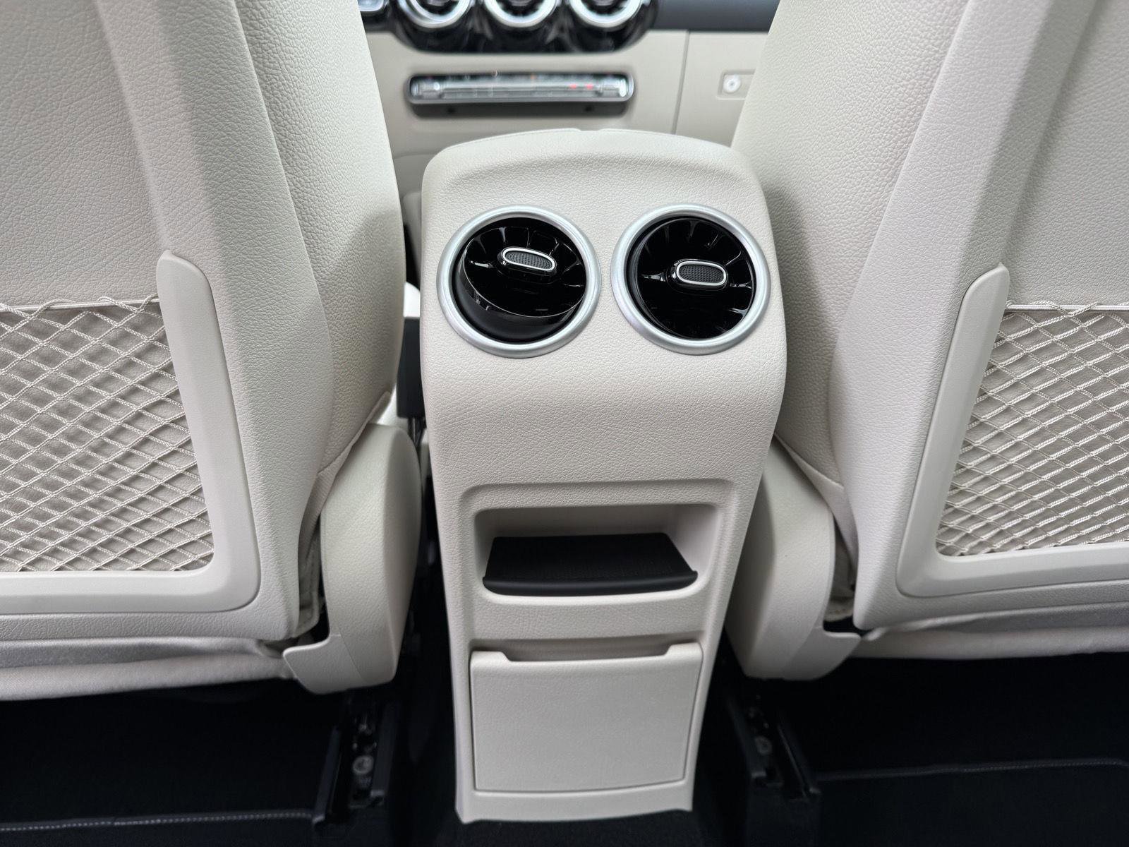 Certified 2025 Mercedes-Benz GLA 250 image 18