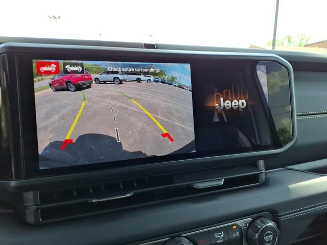 New 2026 Jeep Wrangler Unlimited Sahara AWD/4WD image 14